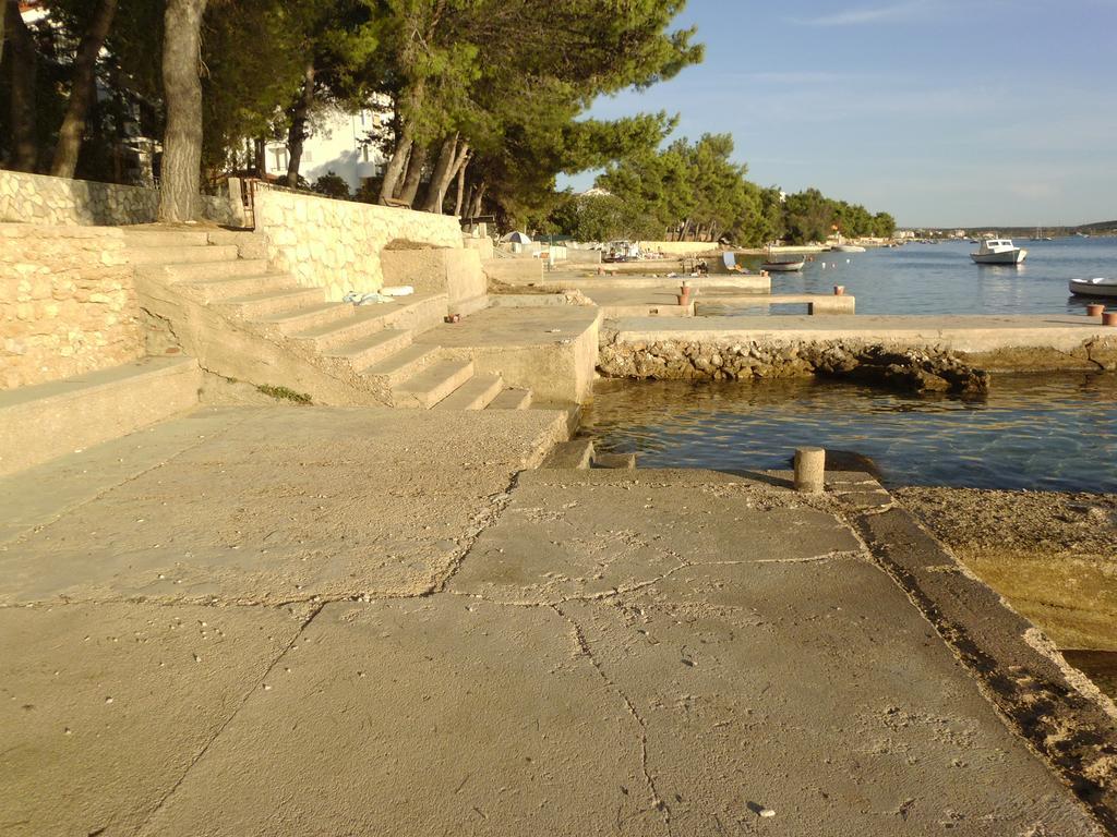 סטארה נובליה Apartments Kreso 5 Meters From The Beach With See View Shadow And Parking Place מראה חיצוני תמונה